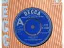 Clayton Squares - There She Is - ultra-rare UK Decca 45