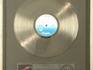 PAT BENATAR : RIAA PLATIN-AWARD LIVE FROM EARTH1983