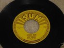ELVIS PRESLEY MYSTERY TRAIN ORIG 45 SUN 223