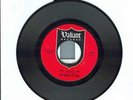 60'S PUNK/GARAGE- GRAINS OF SAND- SHE NEEDS ME- VALIANT