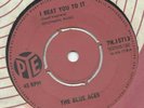 rare IRISH SHOWBAND Beat 7