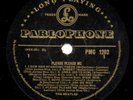THE BEATLES PLEASE PLEASE ME UK LP  RARE BLACK & GOLD