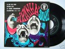 TRES RARE 45 TOURS DU GROUPE THE PYRANHA ' SOUND