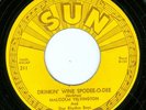 Country/Rockabilly  Sun-211- Malcolm Yelvington 45 rpm