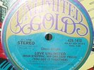 LOVE UNLIMITED - HIGH STEPPIN' HIP DRESSIN' FELLA