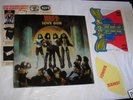 1977 KISS LOVE GUN with Paper Gun LP NBLP-7057