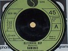 Ramones:Blitzkrieg Bop. UK 45
