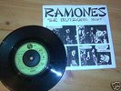 RAMONES - BLITZKRIEG BOP UK 7