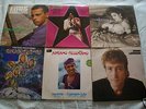 Dischi in vinile 33 e 45 giri.