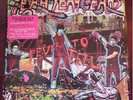 YEAH YEAH YEAHS Fever To Tell 12