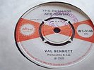 RARE SKA UK 45 - VAL BENNETT - THE RUSSIANS - ISLAND