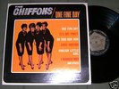 THE CHIFFONS  