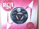 ELVIS -Heartbreak Hotel / All Shook Up - EX+ RCA tri 45