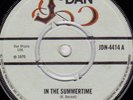 MUSIC DOCTORS - IN THE SUMMERTIME - J DAN uk     LISTEN