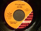CANADIAN ARTIST 45 SEA DOG / IT'S A HOT NIGHT /PROMO DJ