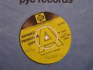 DAVE DAVIS HOLD MY HAND PROMO PYE 7N 17678 THE KINKS