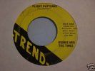 DENNIS AND THE TIMES : Flight Reaction Garage 45 LISTEN