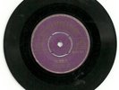 Elvis 1957 HMV single. All shook up. Gold 2nd pressing.