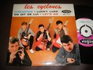LES CYCLONES - 45T - 4 TITRES - ORIGINAL - BIEM - T.B.E
