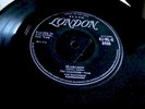EX NR MINT TRI CENTRE UK COASTERS SEARCHIN ...RARE