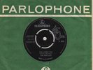 THE BEATLES SHE LOVES YOU ORIG 1963 UK 45 DECCA PRESS