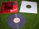 THE CLASH 18 FLIGHT ROCK LIVE 1977  LP PUNK  STRUMMER