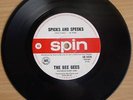 ? Bee Gees'Spicks And Specks' Vinyl 45 on SPIN Label ?