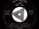 ? EP 1957 Elvis PEACE IN THE VALLEY  RCA 4054 US ARMY ?