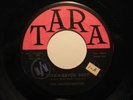 Rockabilly 45 MOONLIGHTERS on TARA Rock-A-Bayou HEAR