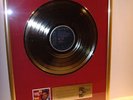 Elvis Presley girls girls goldene Schallplatte record
