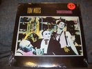 SEALED    Tom Waits  
