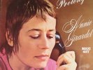 ANNIE GIRARDOT 