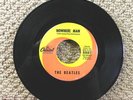 45 RPM Beatles, NOWHERE MAN/WHAT GOES ON +Pic Sleeve