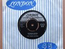 THE YOUNG SISTERS - CASANOVA BROWN rare 1st press 45 NM