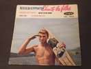 johnny HALLYDAY CHANTE LES FILLES EP45 REF 7878