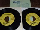 VAMPS Beehive 2 x 45 + INSERT Texas PUNK kbd 1980 Dicks