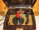CRANIUM'S RCA VICTROLA 45 rpm BAKELITE record player EX