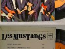 EP  LES  MUSTANGS / HULLY GULLY LIMONAD