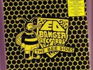BEE SIDES 5x7
