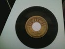 Elvis presley sun 45 217 Baby Let's Play House