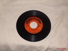 RARE COCO AND BEN 45 EARTH WORLD RECORDS M-