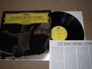 2531 270 *BERIO - CORO for Voices & Instruments **BERIO
