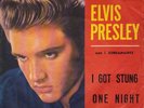 ELVIS PRESLEY RARE SINGLE  ITALY 45N 0726 YEAR 1959 I GOT STUNG