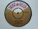 Hugh Roy - Wake The Town 1970 UK 45 DUKE REID