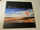 PEARL JAM  YIELD E 68164 MINT LP DIE CUT COVER