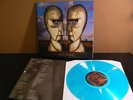 PINK FLOYD THE DIVISION BELL LP BLUE VINYL RECORD. MINT