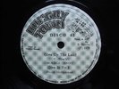 GIVE UP  THE  LAND  /  MR  BASSIE  /  HORACE  ANDY  orig  HUNGRY TOWN  12 in