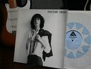 PATTI SMITH Horses ARISTA AL 4066 RL STERLING Mom Dad Black lettering lp
