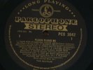 THE  BEATLES - PLEASE PLEASE ME - GOLD  STEREO -  RE ISSUE VINYL LP