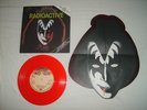 KISS SOLO SINGLE & MASK ( GENE SIMMONS )